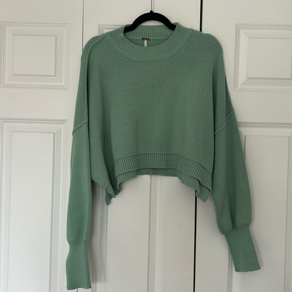 Free people easy street crop sweater - Picture 1 of 4